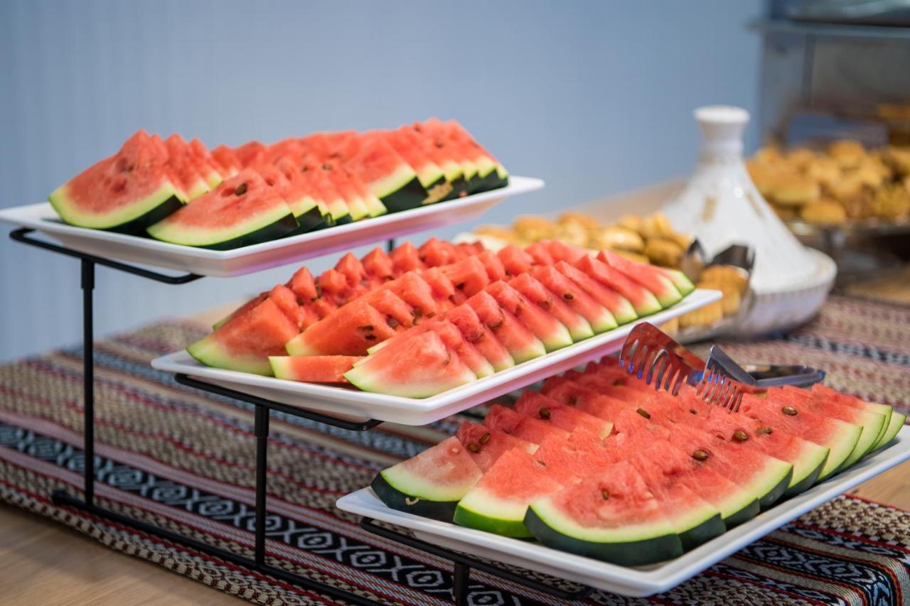 Апарт готель Millennium Atria Business Bay Дубай Екстер'єр фото Watermelon